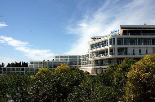 Апартаменты Amfora Grand Beach Resort 4*