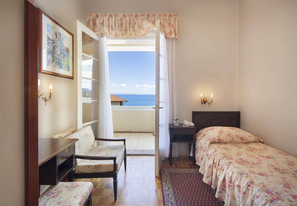 Територія Smart Selection Hotel Imperial 3*