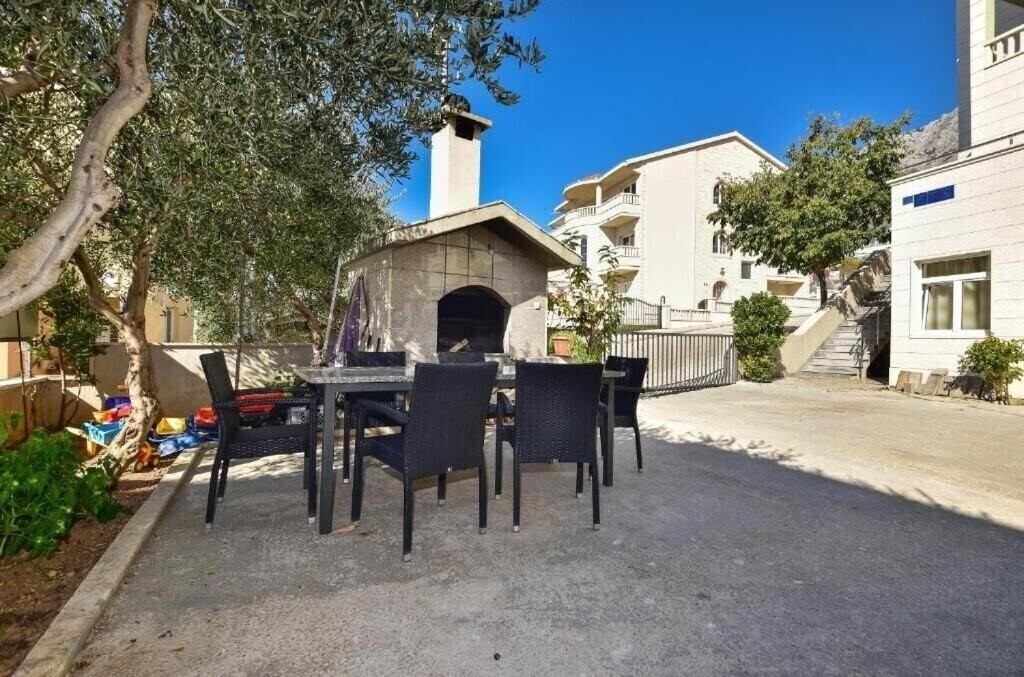 Территория App & Room Roso 3*