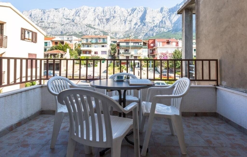 Панорама Mara Apt апартаменты