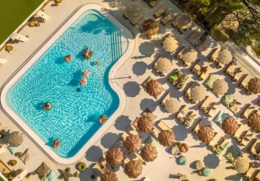 Панорама Dalmacija Places Hotel by Valamar 3*