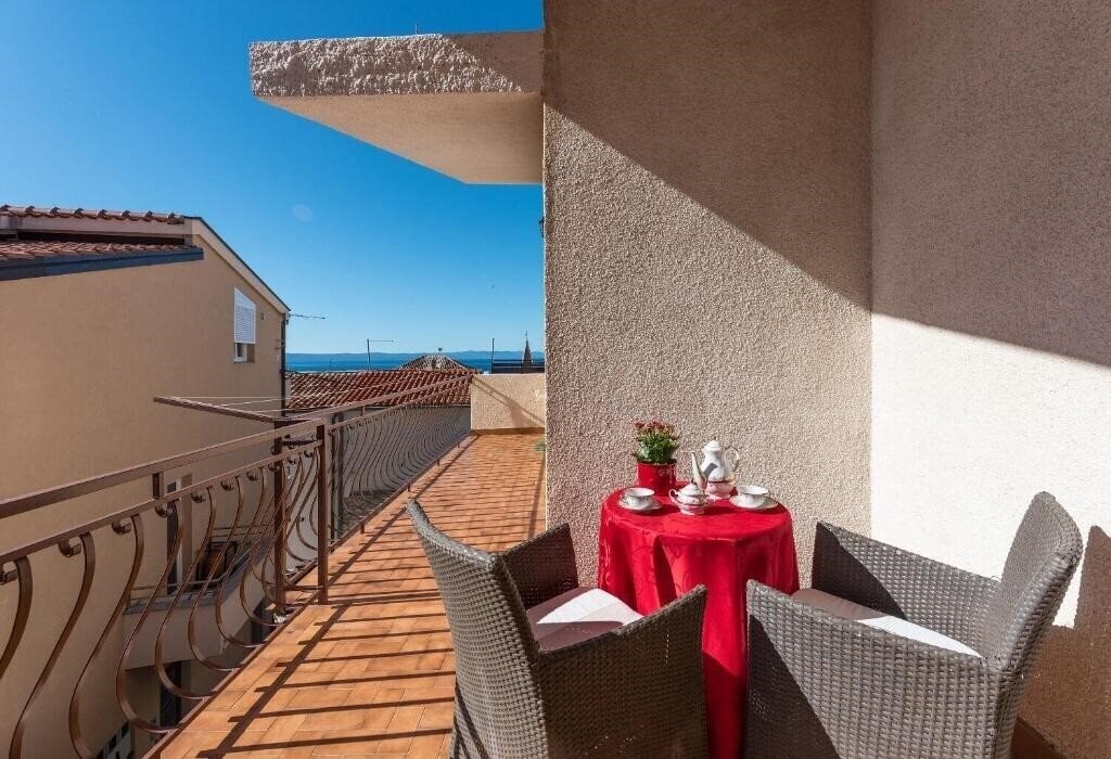 Вид Apartments Goran 3*