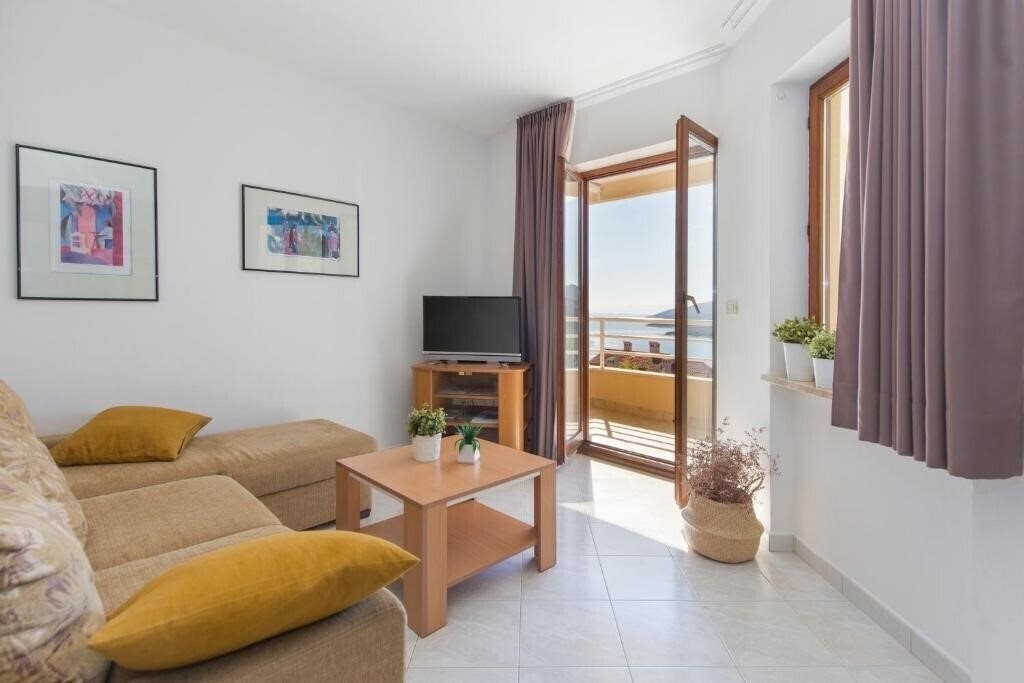 Апартаменти Apartments Agava 4*