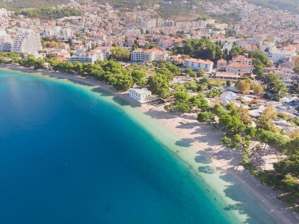 Вид App Luce & Jure 3*