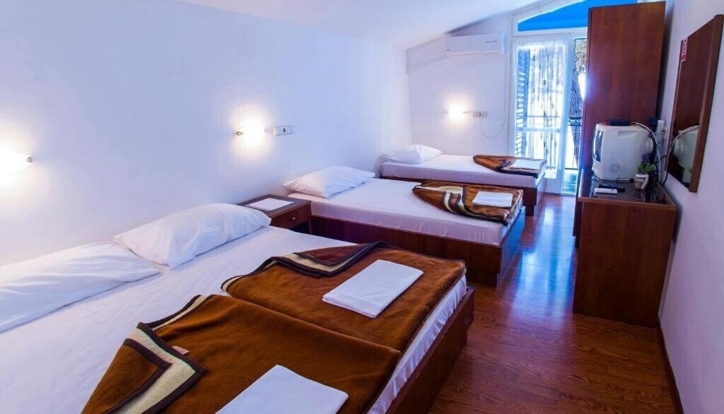 Панорама Beach Hotel Croatia 3*