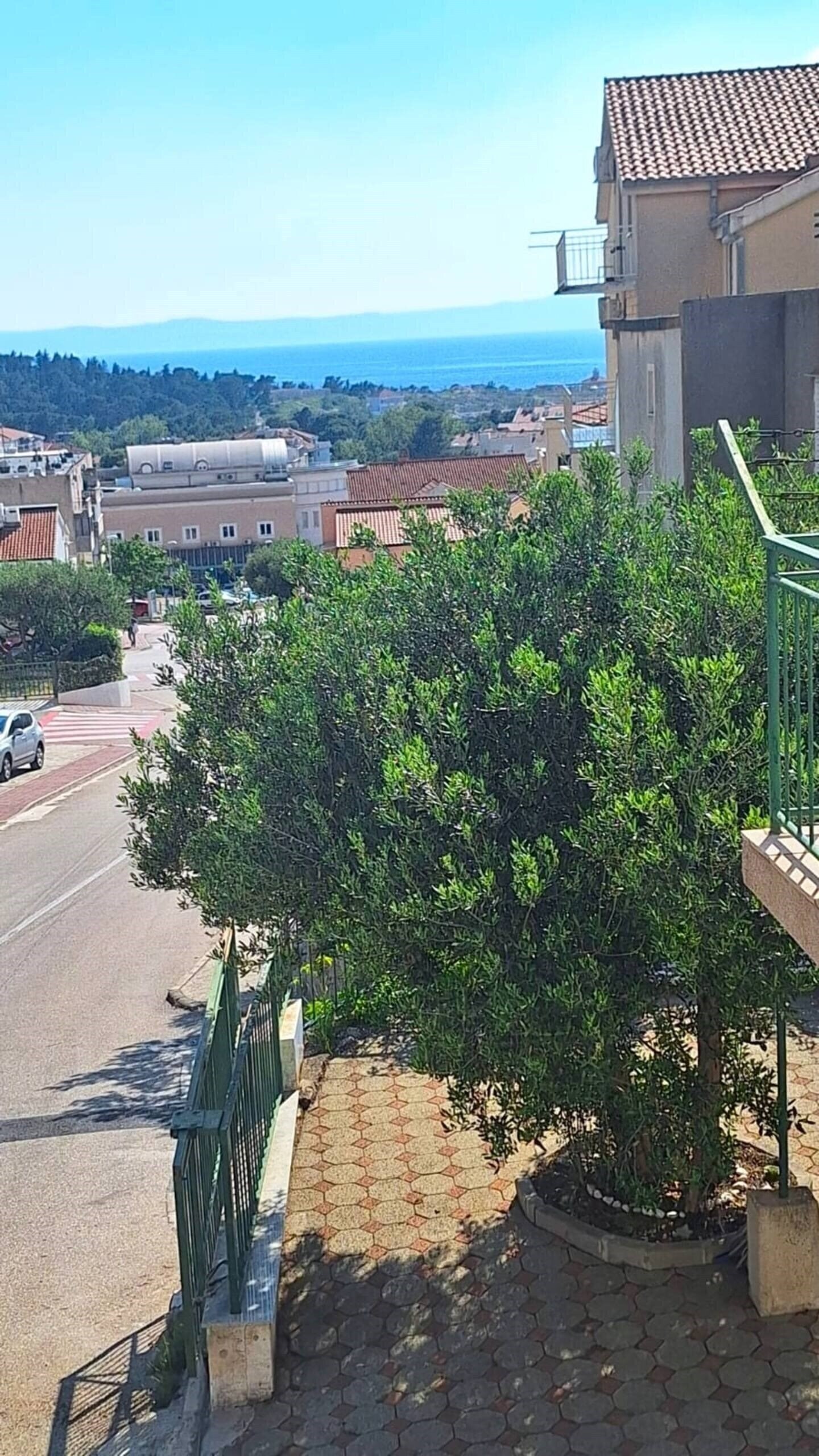 Панорама Miro Studio 2*