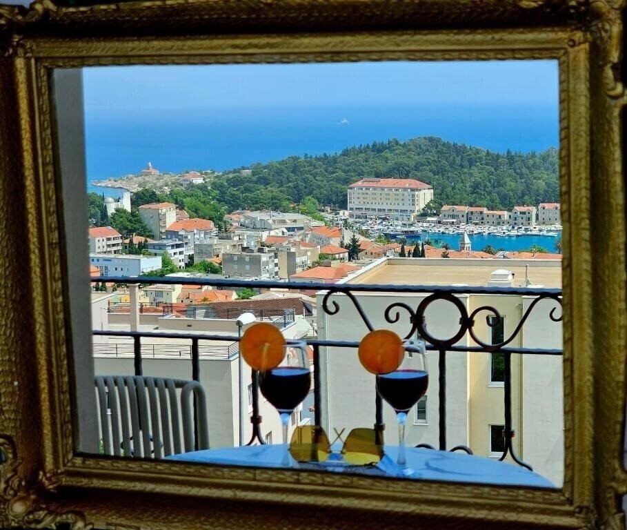 Вид Pansion Komfor Moča 3*