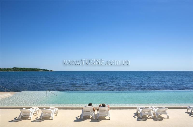 Территория Laguna Novigrad Hotel 3*