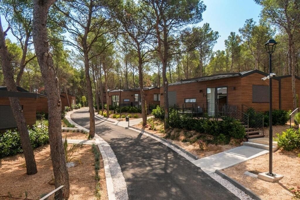 Панорама Gava Waterman Island Cottages 4*