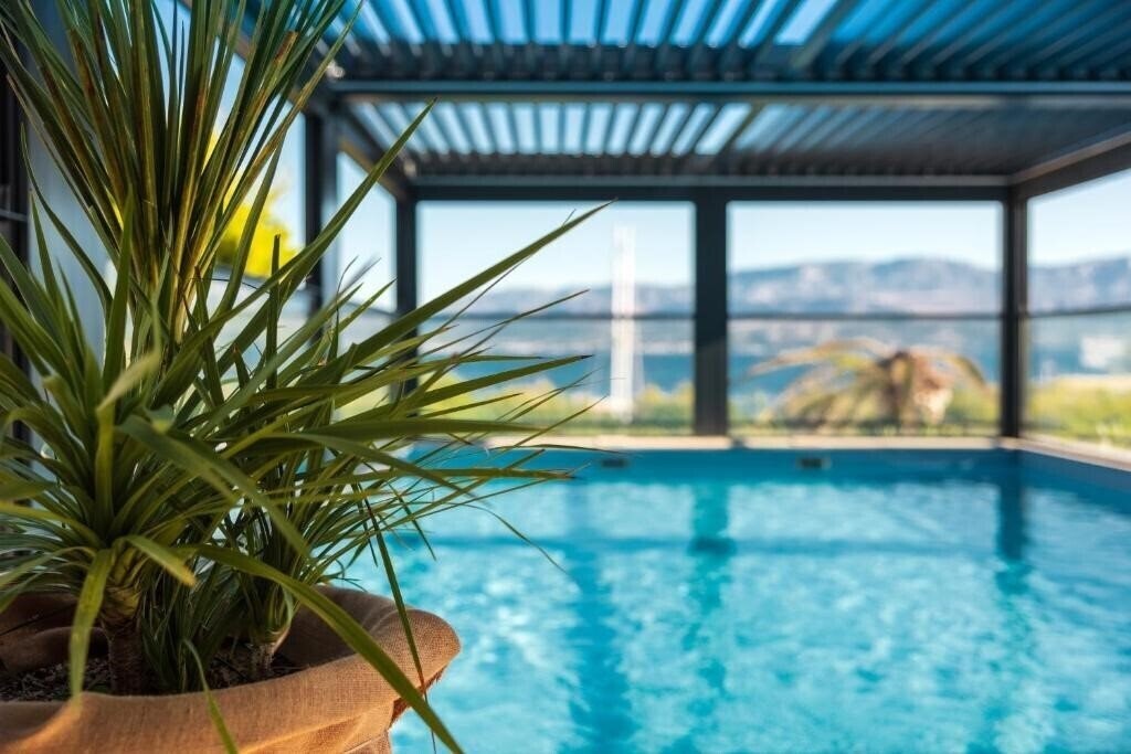 Зображення Osam 4*