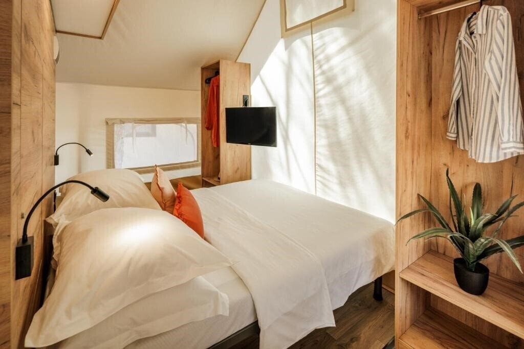 Территория Waterman Beach Village 4*