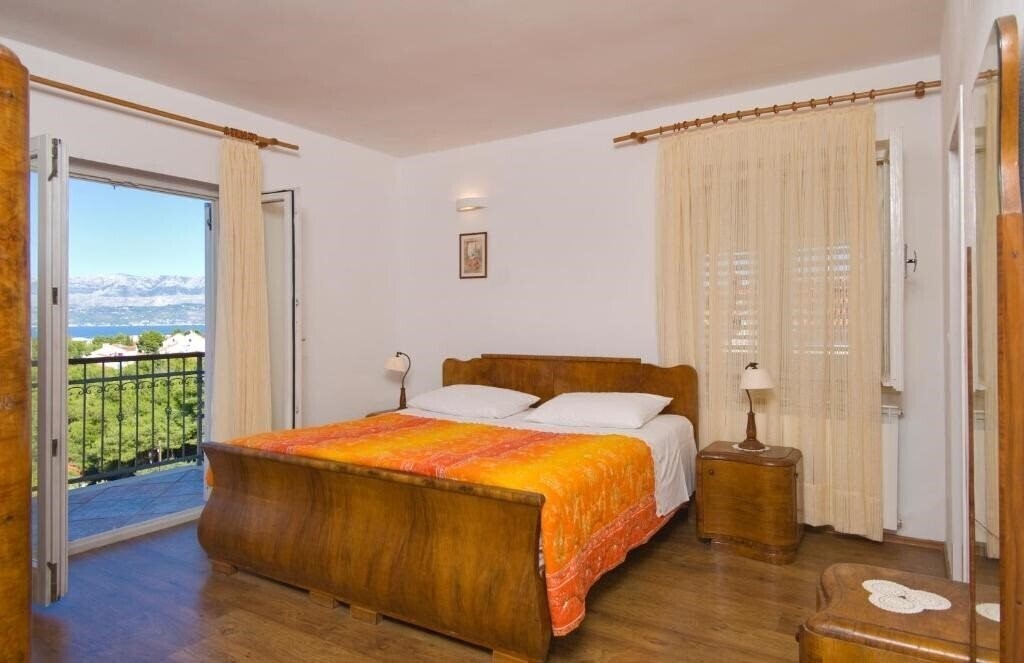 Фото Lukrecia Apartment 3*