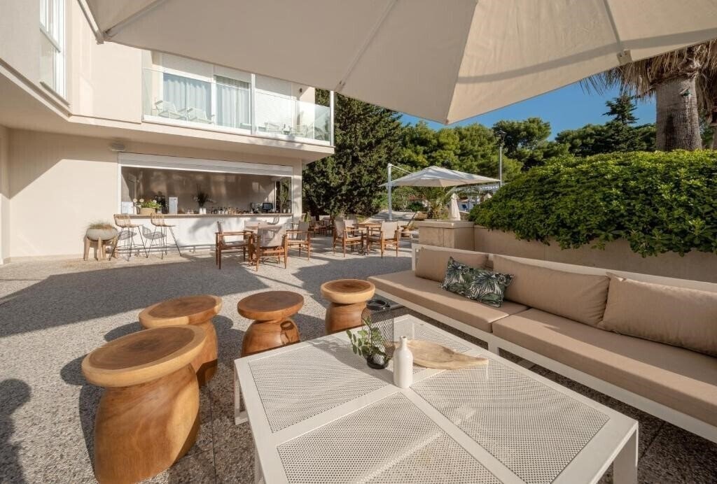 Вид Waterman Resort Supetar 4*