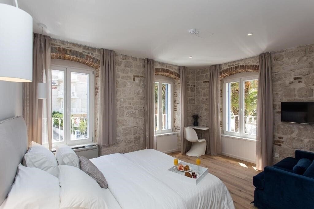 Фото Bifora Heritage Hotel 4*