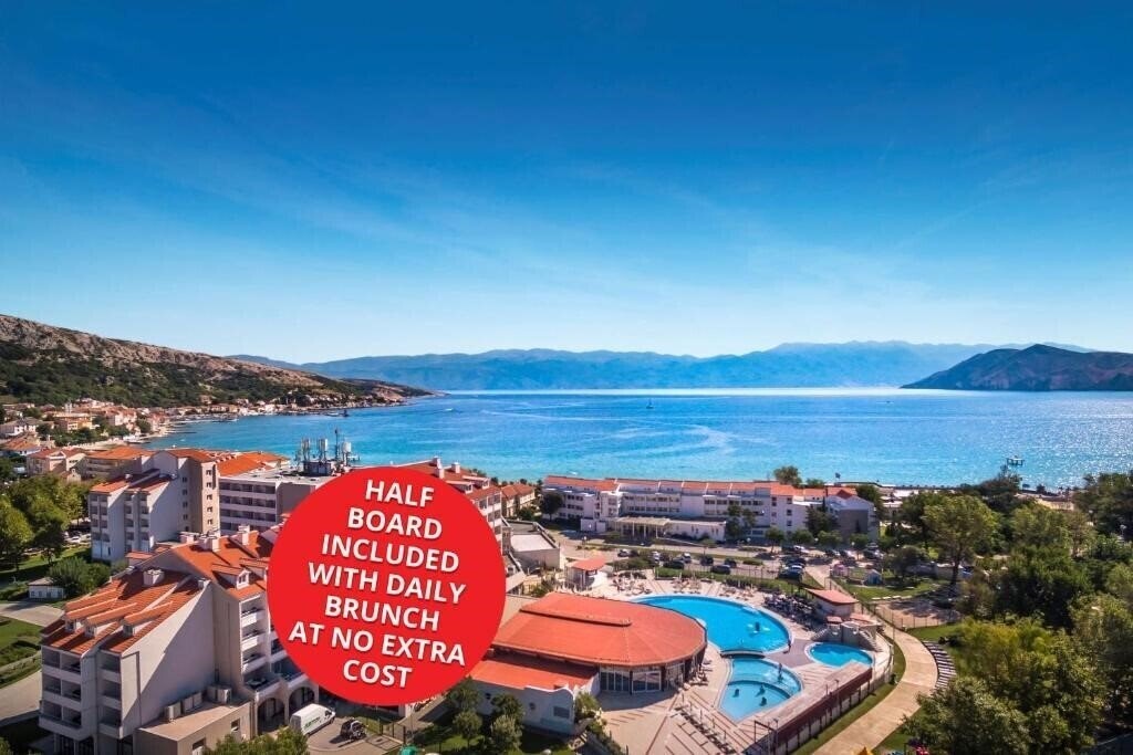 Фото Sunny Baska Hotel by Valamar (ex. Corinthia Baska Hotel) 3*
