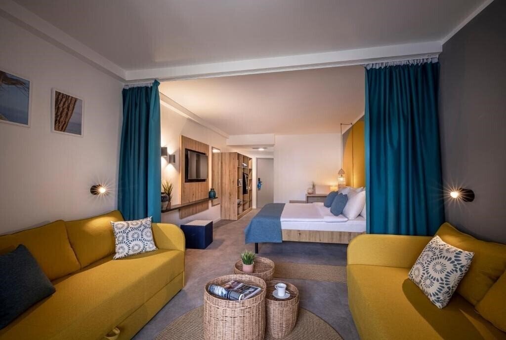 Територія Sunny Baska Hotel by Valamar (ex. Corinthia Baska Hotel) 3*