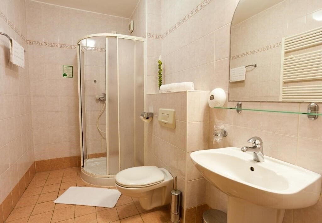 Фотография Hotel Resort Drazica - Villa Lovorka 3*