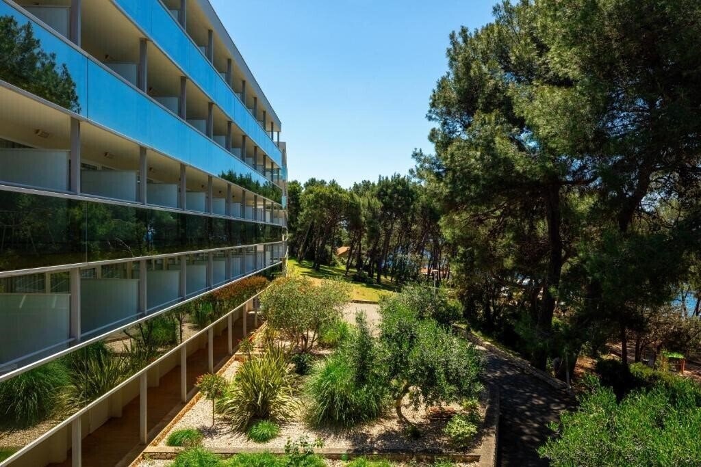 Панорама Vespera 4*