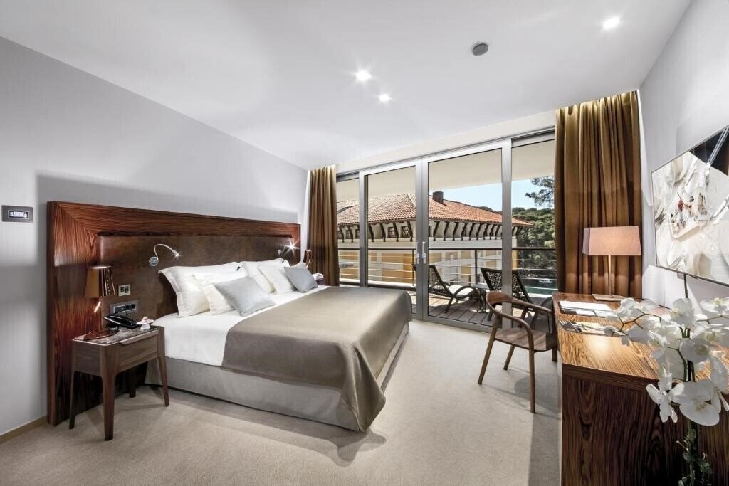 Фото Boutique Hotel Alhambra 5*