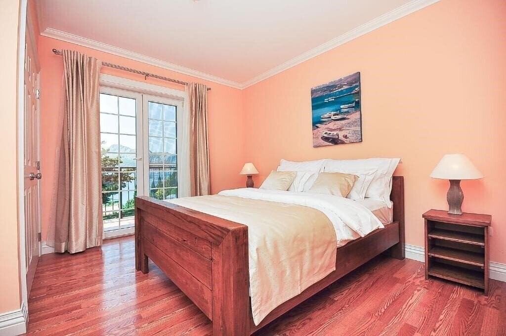 Готель App Iva 3*