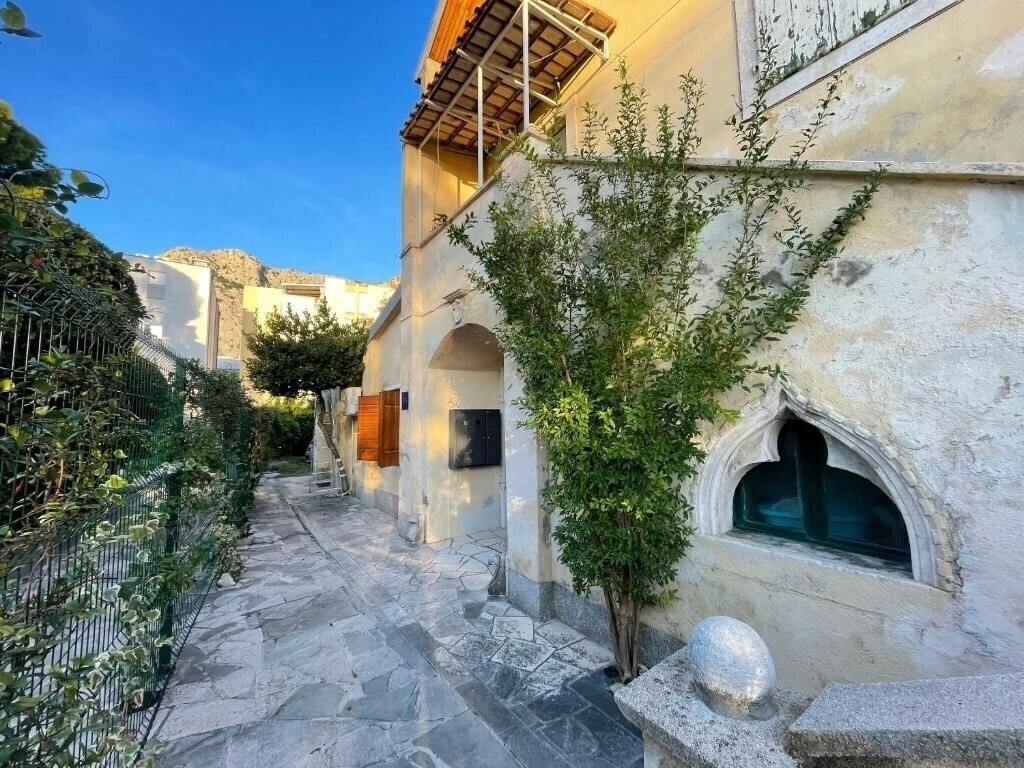 Изображение App Jugo & Bura 3*