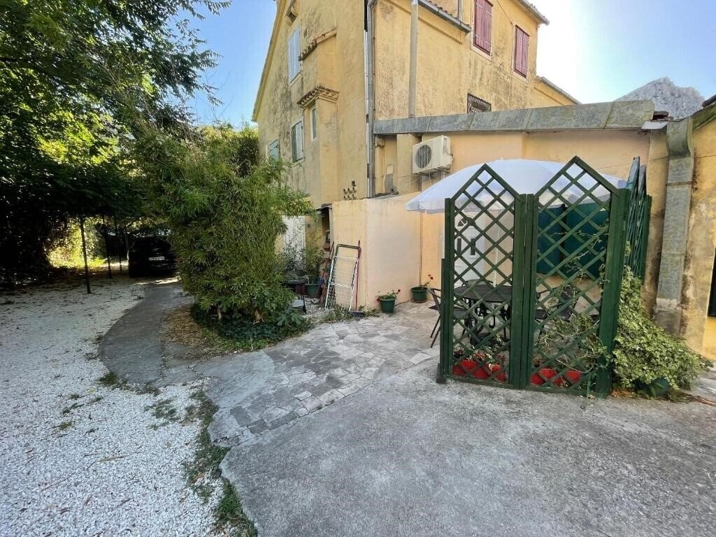 Вид App Jugo & Bura 3*