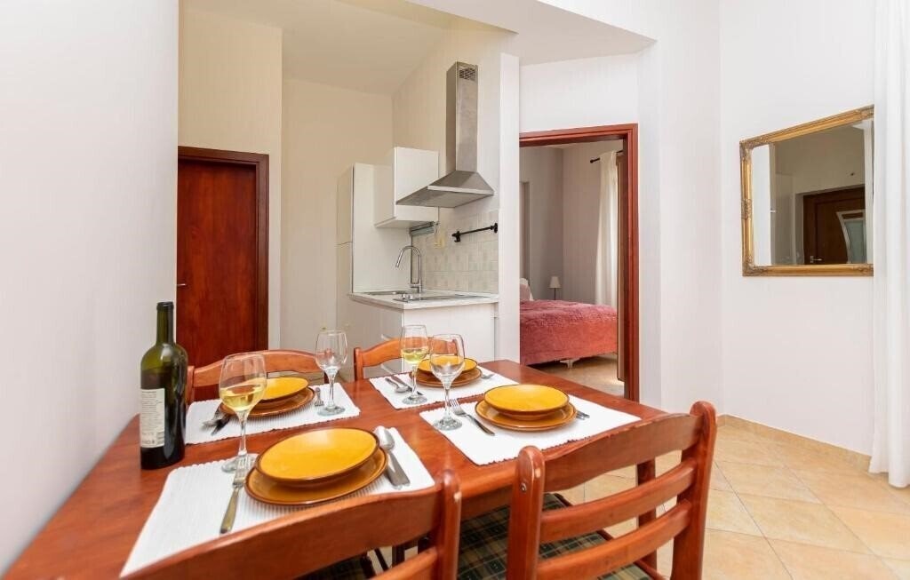 Панорама App Ljiljana 3*