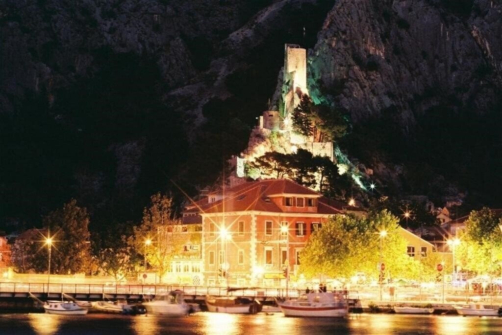 Готель Villa Sadiki Duce 3*