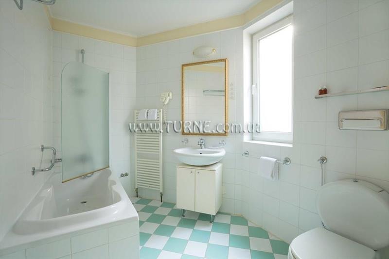 Зображення Villa Wisteria вилла