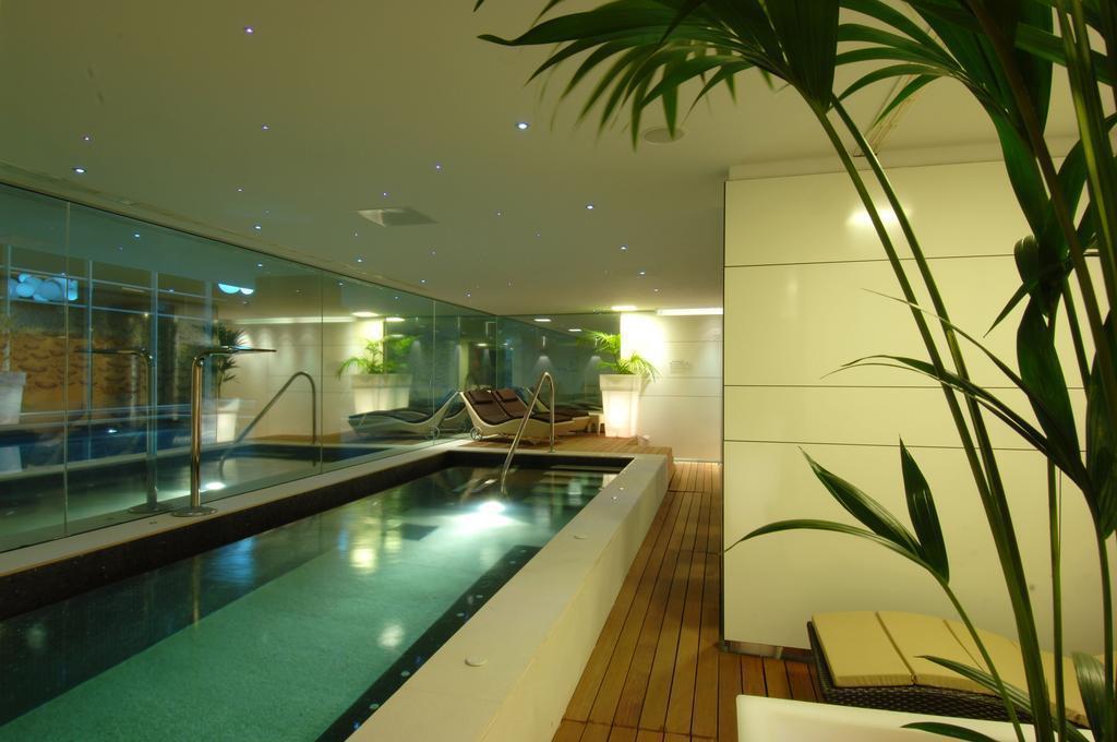 Територія Remisens Premium And Romantic Villa Ambasador 4*