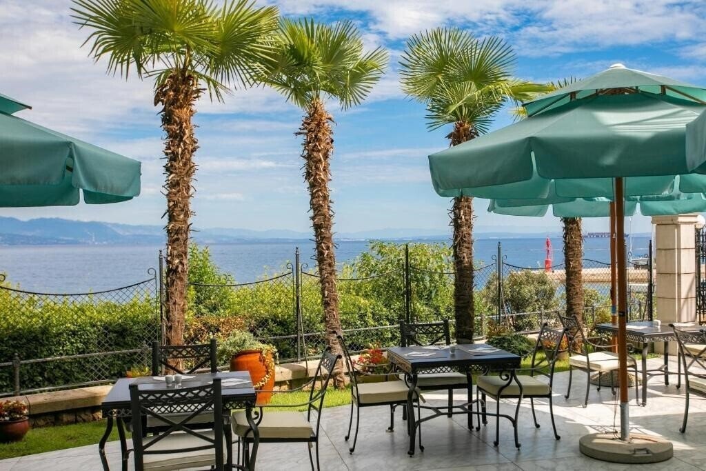 Панорама Amadria Park Royal 4*