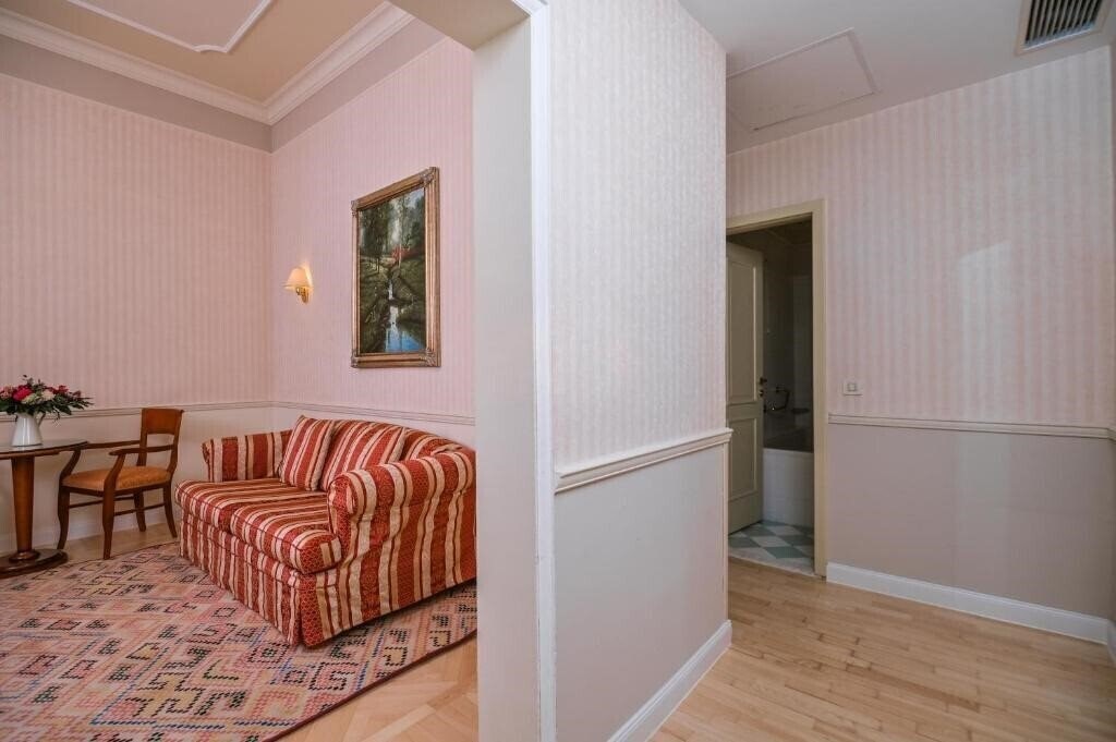 Панорама Gardenija Hotel 3*