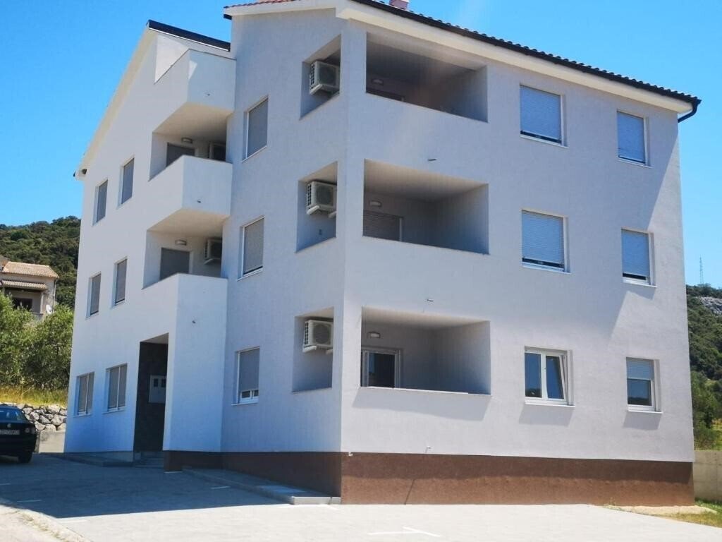 Вид Hotel Navis 5*