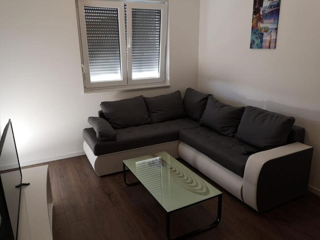 Апартаменти Hotel Navis 5*