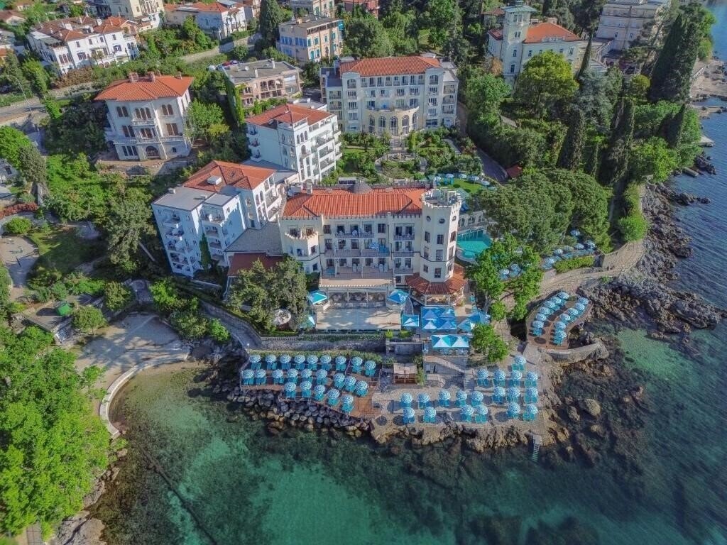 Вид Miramar 4*