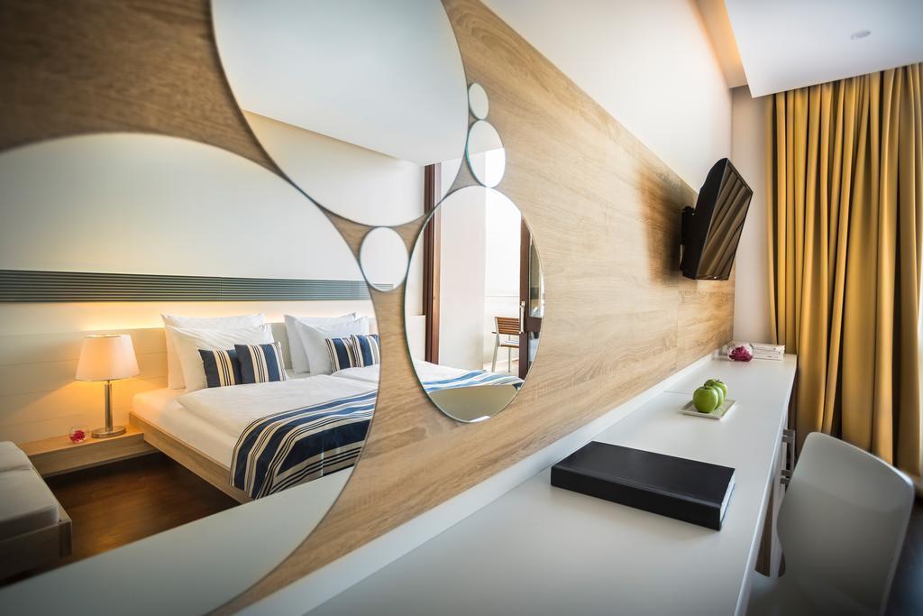 Вид Remisens Hotel Admiral 4*