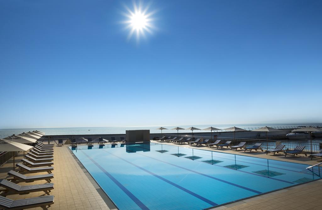 Территория Remisens Hotel Admiral 4*