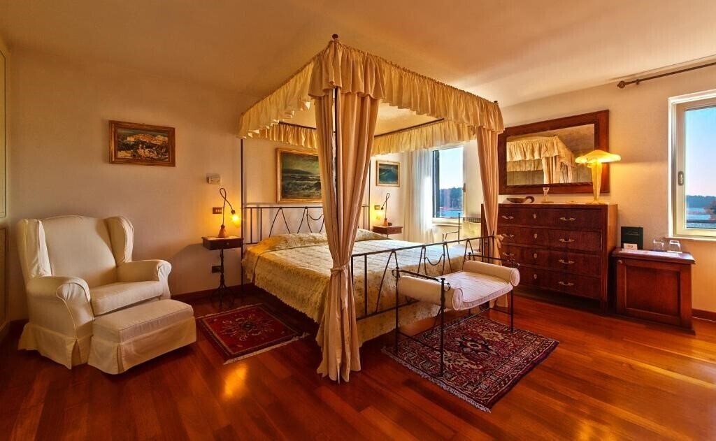 Готель Villa Tuttorotto 4*