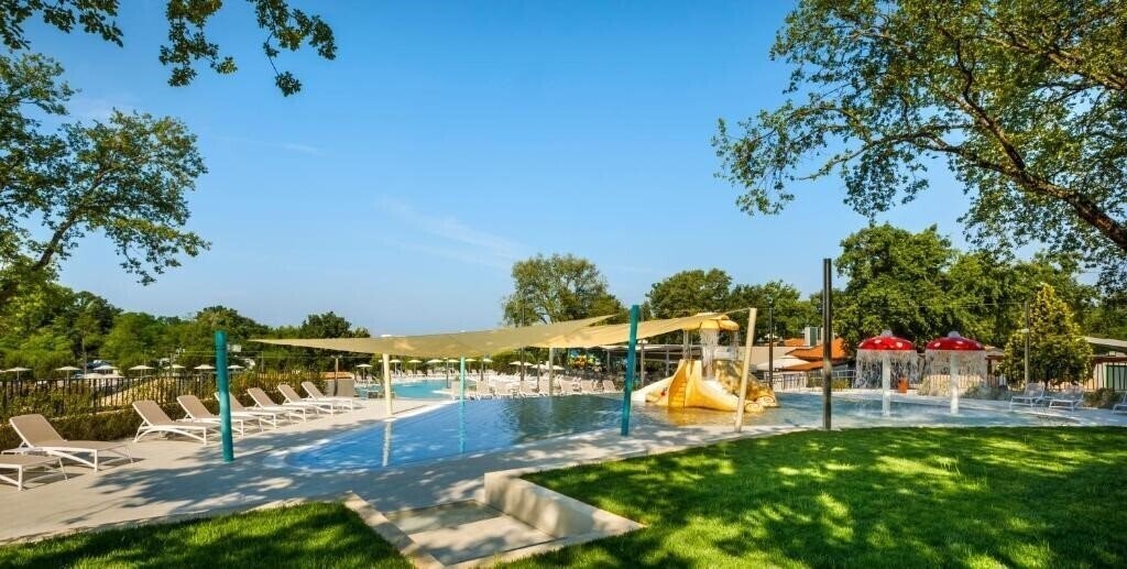 Апартаменти Aminess Maravea Camping Resort (ex. Aminess Park Mareda) 4*