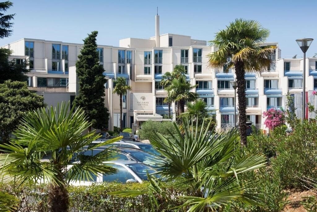 Готель Sunny Porec By Valamar 4*