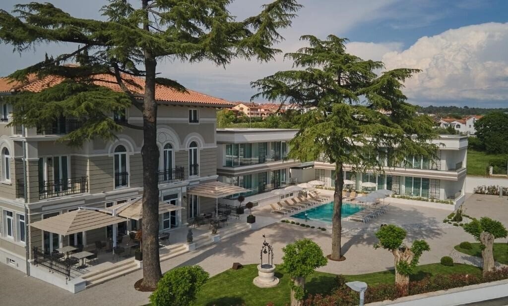 Вид Palazzo Rainis 4*