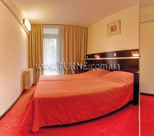 Готель Bellevue 2*