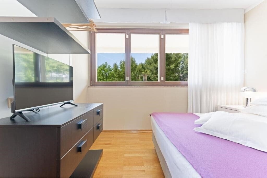 Апартаменты THE RESIDENCE 4*