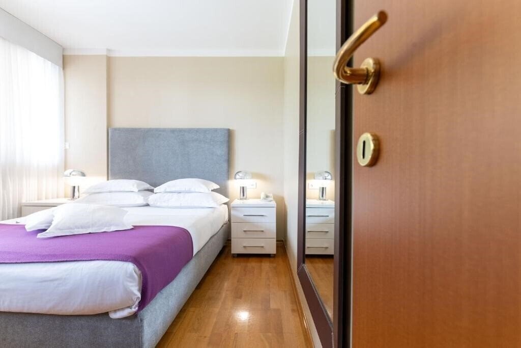 Панорама THE RESIDENCE 4*