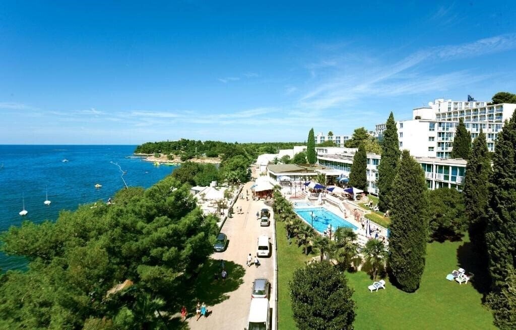 Территория Hotel Zorna Plava Laguna (ex. Laguna Zorna Hotel) 3*