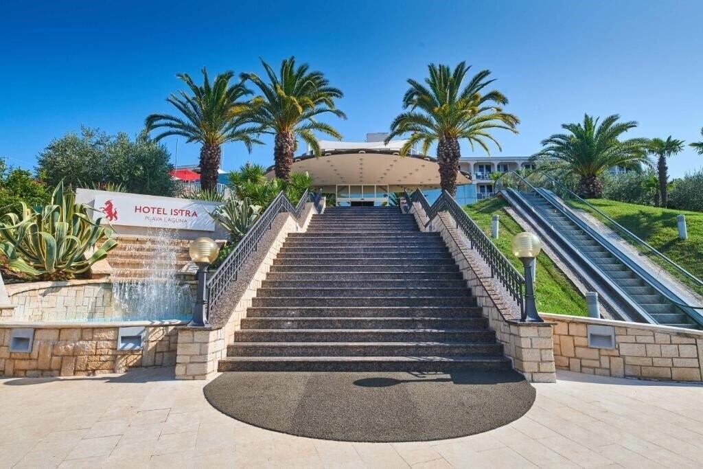 Апартаменти Laguna Istra 3*