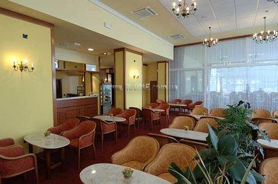 Территория Hotel Kristal 3*