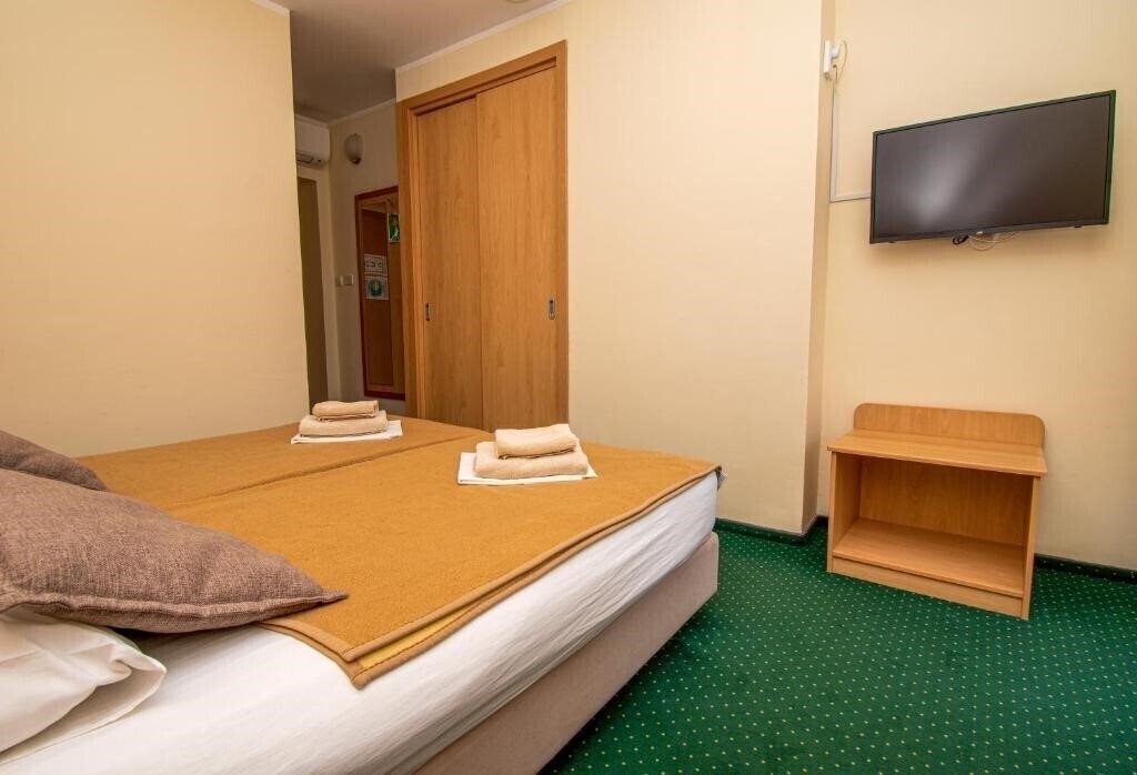 Панорама Centinera 3*