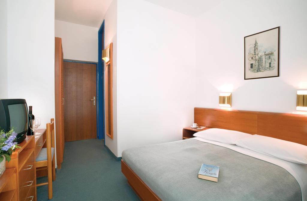 Вид Marina Hotel Rabac 2*