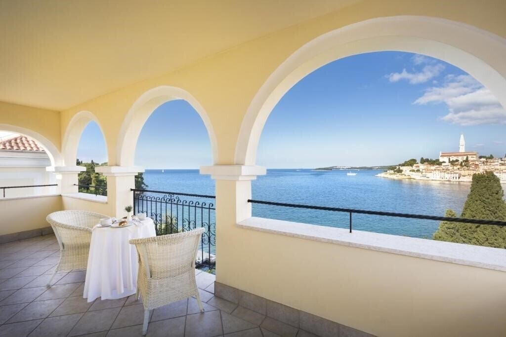 Панорама Katarina 3*